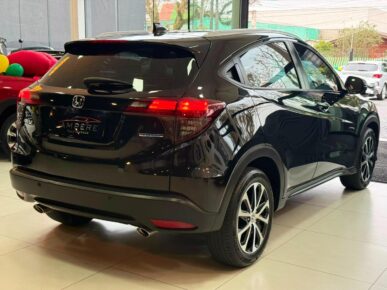 HONDA HR-V TOURING 2021 - Ampére Multimarcas - Veículos usados e semi novos à venda em Curitiba/PR