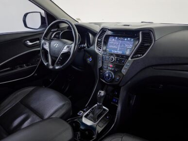 HYUNDAI SANTA FE V6 2018 - Ampére Multimarcas - Veículos usados e semi novos à venda em Curitiba/PR
