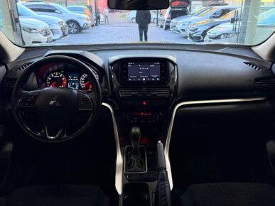 MITSUBISHI ECLIPSE CR GLS 2025 - Ampére Multimarcas - Veículos usados e semi novos à venda em Curitiba/PR