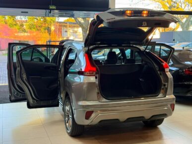 MITSUBISHI ECLIPSE CR GLS 2025 - Ampére Multimarcas - Veículos usados e semi novos à venda em Curitiba/PR