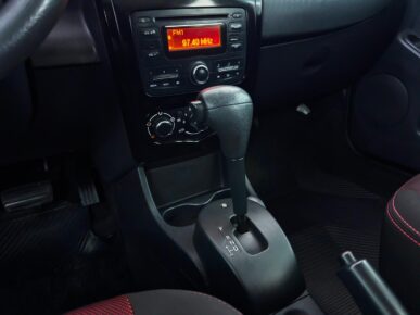 RENAULT SANDERO SW1616VA 2013 - Ampére Multimarcas - Veículos usados e semi novos à venda em Curitiba/PR