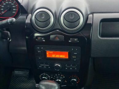RENAULT SANDERO SW1616VA 2013 - Ampére Multimarcas - Veículos usados e semi novos à venda em Curitiba/PR
