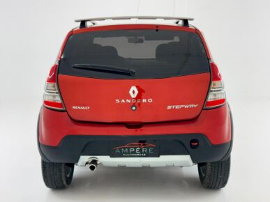 RENAULT SANDERO SW1616VA 2013 - Ampére Multimarcas - Veículos usados e semi novos à venda em Curitiba/PR
