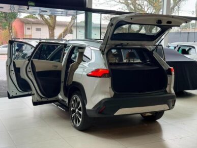 TOYOTA CCROSS XRX HYBRID 2022 - Ampére Multimarcas - Veículos usados e semi novos à venda em Curitiba/PR