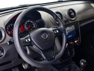 VOLKSWAGEN NOVA SAVEIRO CE CROSS 2014 - Ampére Multimarcas - Veículos usados e semi novos à venda em Curitiba/PR