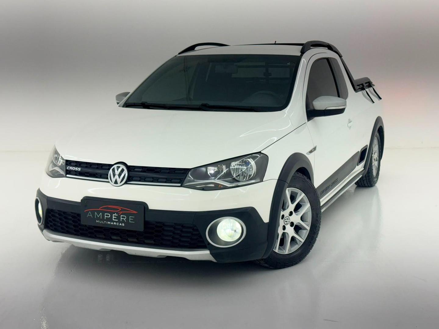 VOLKSWAGEN NOVA SAVEIRO CE CROSS 2014 - Ampére Multimarcas - Veículos usados e semi novos à venda em Curitiba/PR