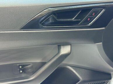 VOLKSWAGEN POLO TRACK MA 2025 - Ampére Multimarcas - Veículos usados e semi novos à venda em Curitiba/PR