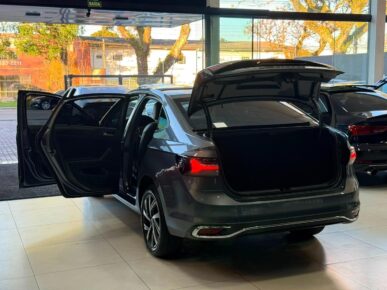 VOLKSWAGEN VIRTUS HL AC 2025 - Ampére Multimarcas - Veículos usados e semi novos à venda em Curitiba/PR