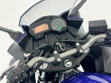 YAMAHA XJ6 F 2013 - Ampére Multimarcas - Veículos usados e semi novos à venda em Curitiba/PR
