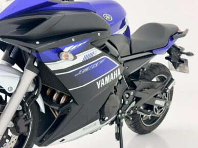 YAMAHA XJ6 F 2013 - Ampére Multimarcas - Veículos usados e semi novos à venda em Curitiba/PR
