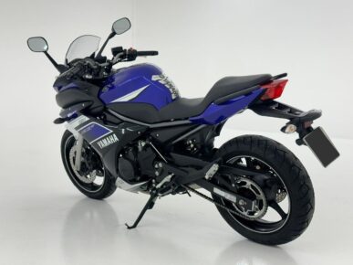 YAMAHA XJ6 F 2013 - Ampére Multimarcas - Veículos usados e semi novos à venda em Curitiba/PR