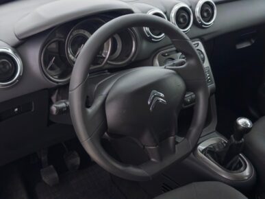 CITROEN C3 90M TENDANCE 2013 - Ampére Multimarcas - Veículos usados e semi novos à venda em Curitiba/PR