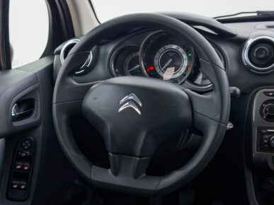 CITROEN C3 90M TENDANCE 2013 - Ampére Multimarcas - Veículos usados e semi novos à venda em Curitiba/PR