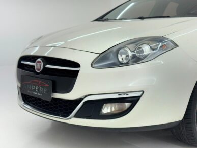 FIAT BRAVO SPORTING 1.8 2016 - Ampére Multimarcas - Veículos usados e semi novos à venda em Curitiba/PR