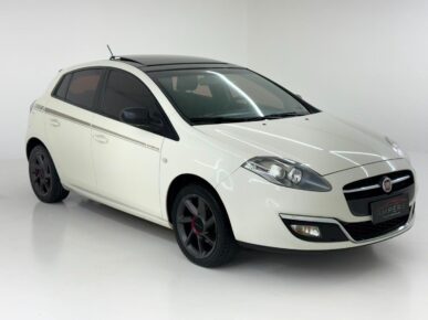 FIAT BRAVO SPORTING 1.8 2016 - Ampére Multimarcas - Veículos usados e semi novos à venda em Curitiba/PR