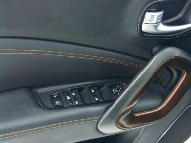 FIAT TORO VOLCANO AT D4 2017 - Ampére Multimarcas - Veículos usados e semi novos à venda em Curitiba/PR