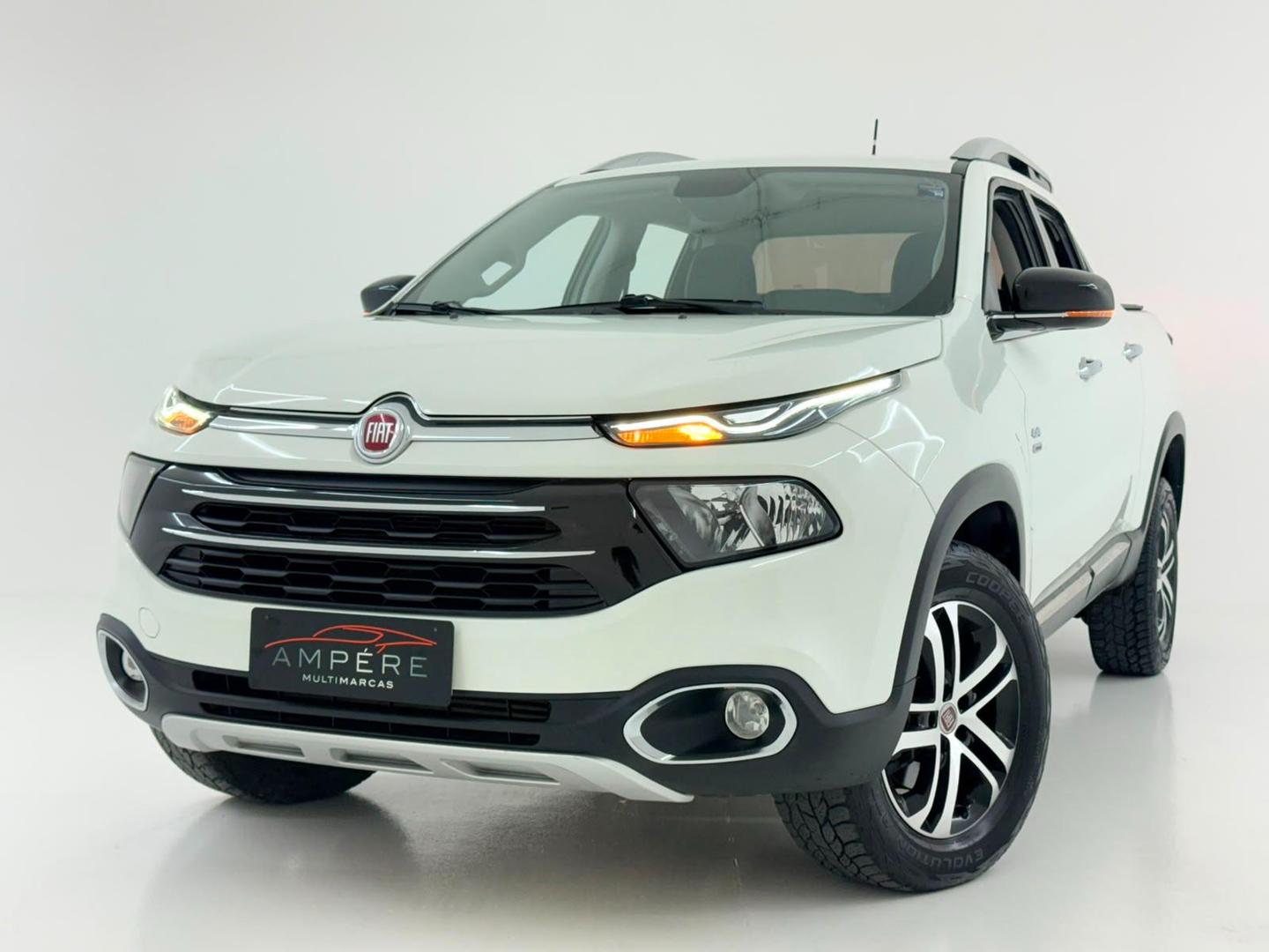 FIAT TORO VOLCANO AT D4 2017 - Ampére Multimarcas - Veículos usados e semi novos à venda em Curitiba/PR