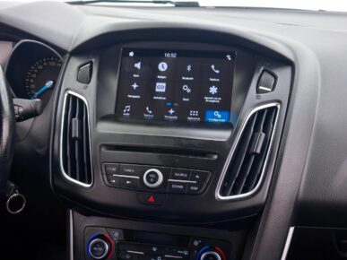 FORD FOCUS SE AT 2.0SC 2017 - Ampére Multimarcas - Veículos usados e semi novos à venda em Curitiba/PR