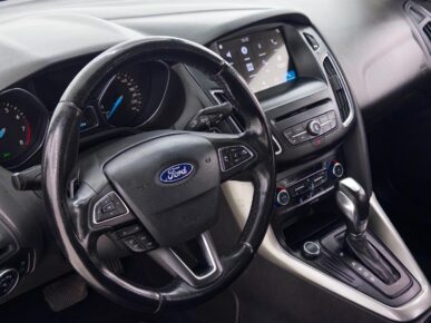 FORD FOCUS SE AT 2.0SC 2017 - Ampére Multimarcas - Veículos usados e semi novos à venda em Curitiba/PR