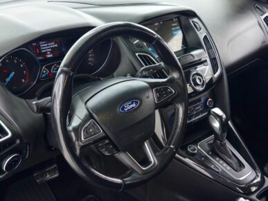 FORD FOCUS TI AT 2.0SC 2019 - Ampére Multimarcas - Veículos usados e semi novos à venda em Curitiba/PR