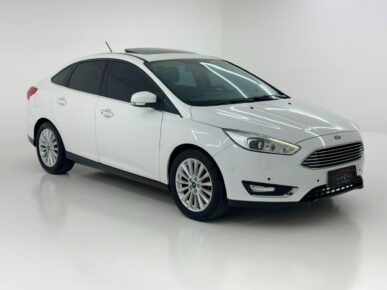 FORD FOCUS TI AT 2.0SC 2019 - Ampére Multimarcas - Veículos usados e semi novos à venda em Curitiba/PR