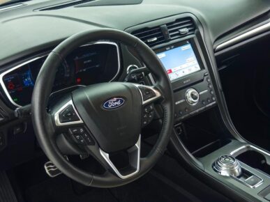 FORD FUSION TITGTDIAWD 2018 - Ampére Multimarcas - Veículos usados e semi novos à venda em Curitiba/PR