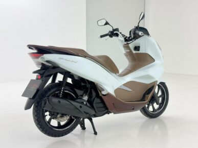 HONDA PCX 150 DLX ABS 2020 - Ampére Multimarcas - Veículos usados e semi novos à venda em Curitiba/PR