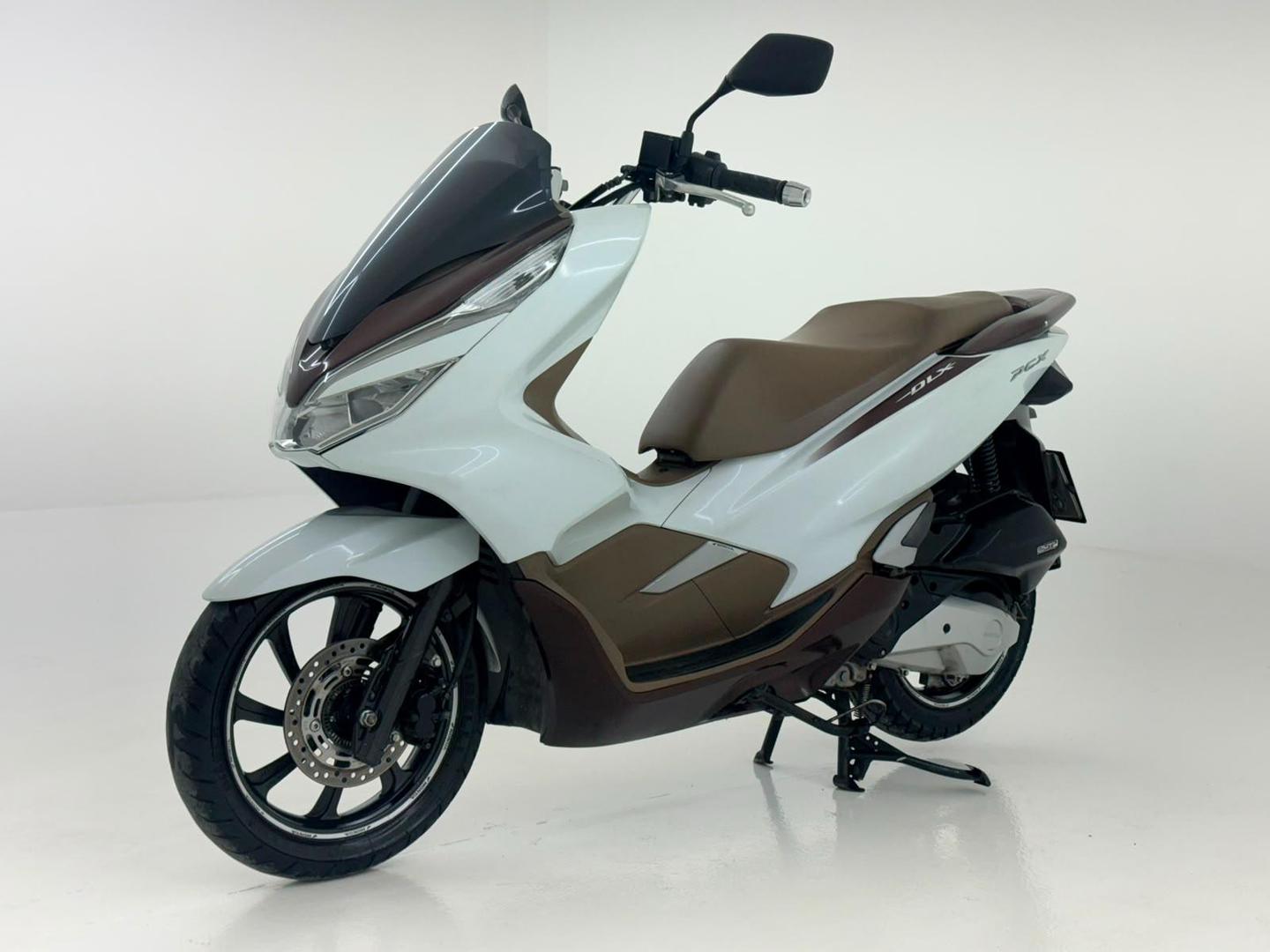 HONDA PCX 150 DLX ABS 2020 - Ampére Multimarcas - Veículos usados e semi novos à venda em Curitiba/PR