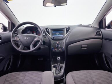 HYUNDAI HB20S 1.6AT COMFORT PLUS BLUEMEDIA D28001 2019 - Ampére Multimarcas - Veículos usados e semi novos à venda em Curitiba/PR