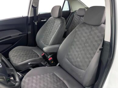 HYUNDAI HB20S 1.6AT COMFORT PLUS BLUEMEDIA D28001 2019 - Ampére Multimarcas - Veículos usados e semi novos à venda em Curitiba/PR