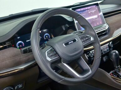 JEEP COMMANDER OVR T270 2022 - Ampére Multimarcas - Veículos usados e semi novos à venda em Curitiba/PR