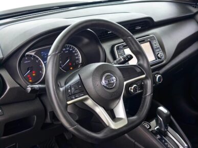 NISSAN KICKS SV CVT 2018 - Ampére Multimarcas - Veículos usados e semi novos à venda em Curitiba/PR