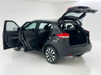 NISSAN KICKS SV CVT 2018 - Ampére Multimarcas - Veículos usados e semi novos à venda em Curitiba/PR