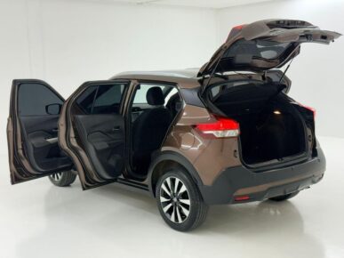 NISSAN KICKS SV CVT 2021 - Ampére Multimarcas - Veículos usados e semi novos à venda em Curitiba/PR