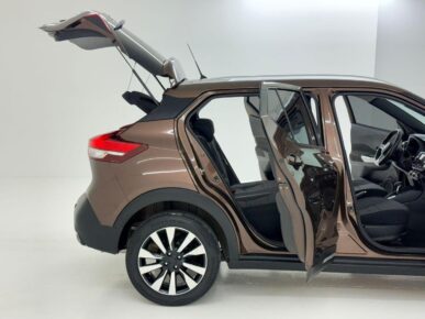 NISSAN KICKS SV CVT 2021 - Ampére Multimarcas - Veículos usados e semi novos à venda em Curitiba/PR