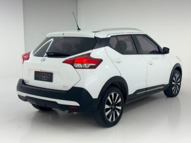 NISSAN KICKS SV CVT 2021 - Ampére Multimarcas - Veículos usados e semi novos à venda em Curitiba/PR