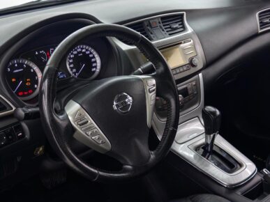 NISSAN SENTRA 20SV CVT 2014 - Ampére Multimarcas - Veículos usados e semi novos à venda em Curitiba/PR