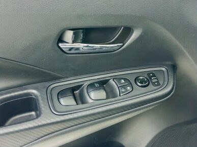 NISSAN VERSA ADVNC CVT 2024 - Ampére Multimarcas - Veículos usados e semi novos à venda em Curitiba/PR