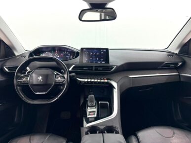 PEUGEOT 3008 GRIFFE AT 2019 - Ampére Multimarcas - Veículos usados e semi novos à venda em Curitiba/PR