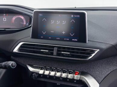 PEUGEOT 3008 GRIFFE AT 2019 - Ampére Multimarcas - Veículos usados e semi novos à venda em Curitiba/PR