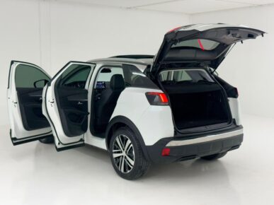 PEUGEOT 3008 GRIFFE AT 2019 - Ampére Multimarcas - Veículos usados e semi novos à venda em Curitiba/PR