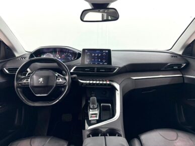 PEUGEOT 3008 GRIFFE AT 2019 - Ampére Multimarcas - Veículos usados e semi novos à venda em Curitiba/PR
