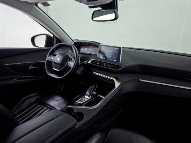 PEUGEOT 3008 GRIFFE AT 2020 - Ampére Multimarcas - Veículos usados e semi novos à venda em Curitiba/PR