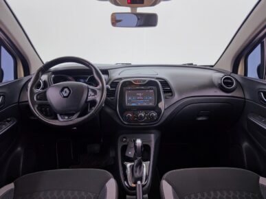 RENAULT CAPTUR ZEN 16A 2019 - Ampére Multimarcas - Veículos usados e semi novos à venda em Curitiba/PR
