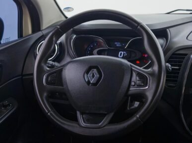 RENAULT CAPTUR ZEN 16A 2019 - Ampére Multimarcas - Veículos usados e semi novos à venda em Curitiba/PR