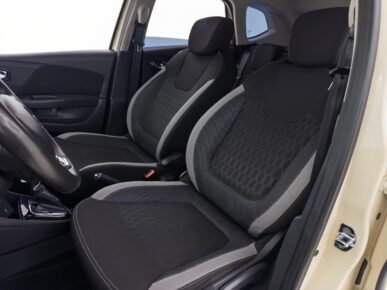 RENAULT CAPTUR ZEN 16A 2019 - Ampére Multimarcas - Veículos usados e semi novos à venda em Curitiba/PR