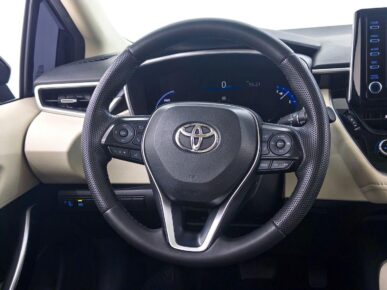 TOYOTA COROLLA APREMIUMH 2023 - Ampére Multimarcas - Veículos usados e semi novos à venda em Curitiba/PR