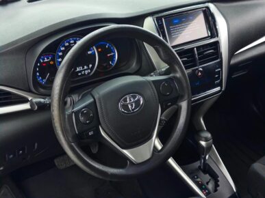 TOYOTA YARIS SA PLSCNT 2022 - Ampére Multimarcas - Veículos usados e semi novos à venda em Curitiba/PR