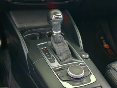 AUDI A3 LM 180CV 2014 - Ampére Multimarcas - Veículos usados e semi novos à venda em Curitiba/PR