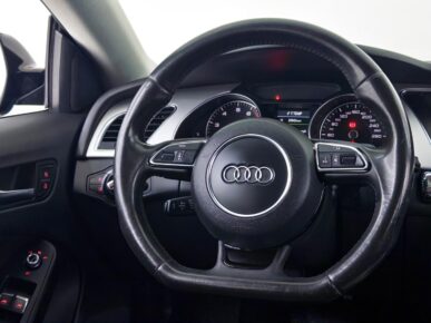 AUDI A5 SPB 170CV 2016 - Ampére Multimarcas - Veículos usados e semi novos à venda em Curitiba/PR